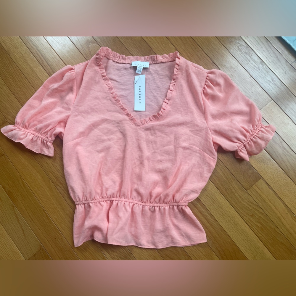 NWT Top Shop Top. Peachy color. Size 8.